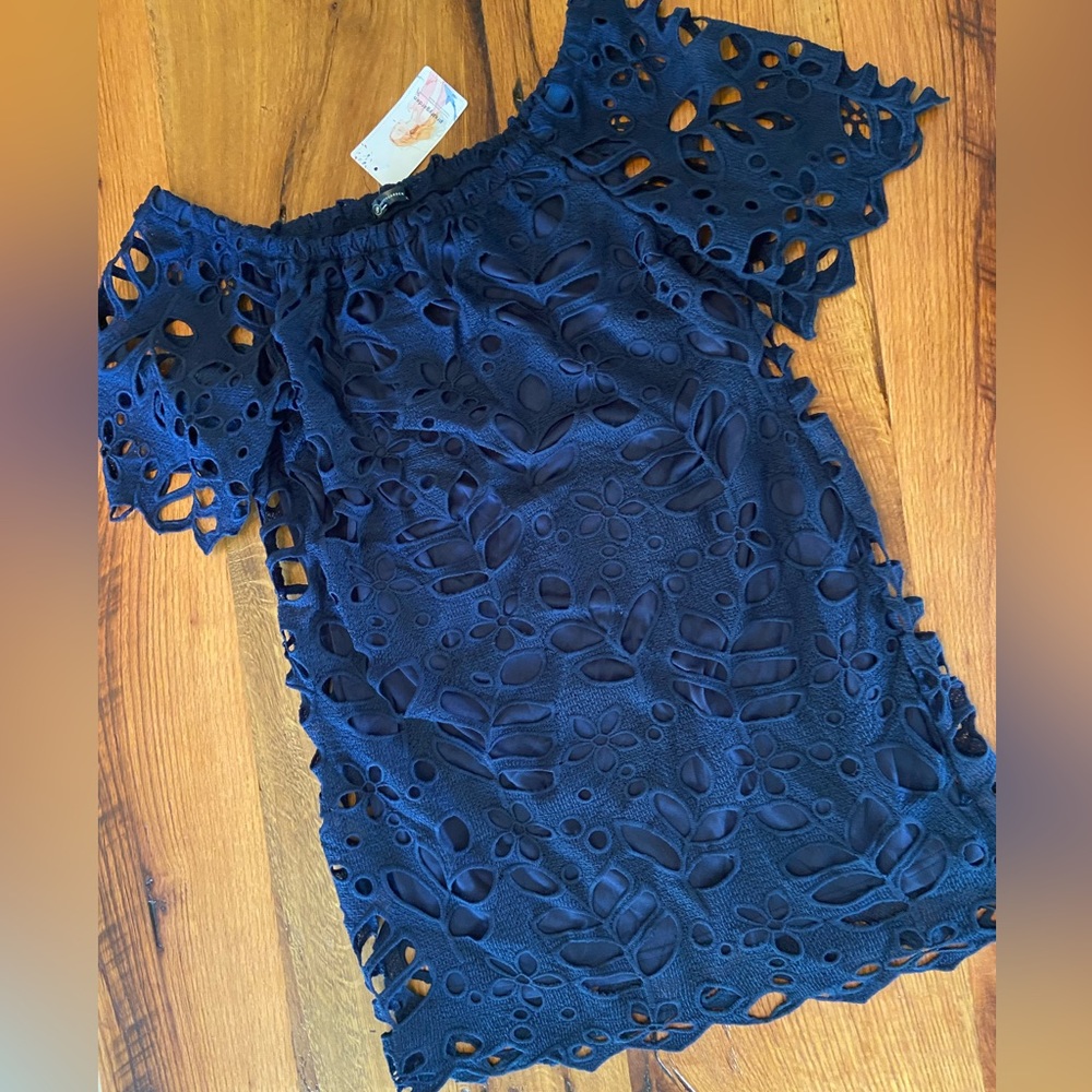 Pretty Garden Navy Off Shoulder Mini Dress w/ Beautiful Floral Lace, NWT, Sz XL